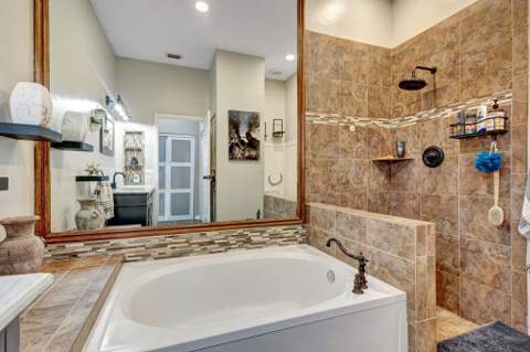 13005 Meadowbreeze Drive, Wellington FL - photo 19 of 32
