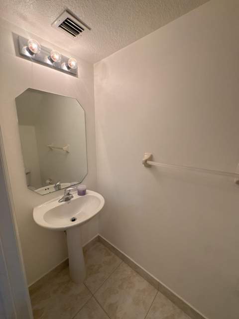 5398 SE Mitchell Lane, Stuart FL - photo 12 of 33