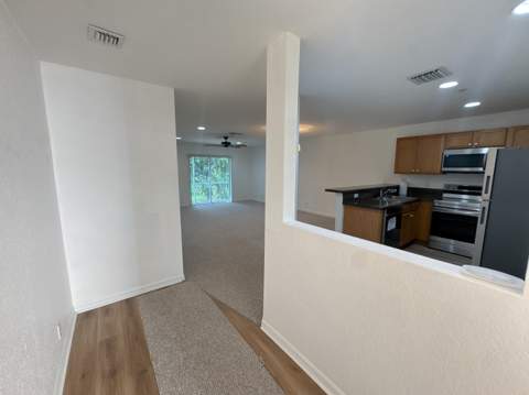 5398 SE Mitchell Lane, Stuart FL - photo 7 of 33