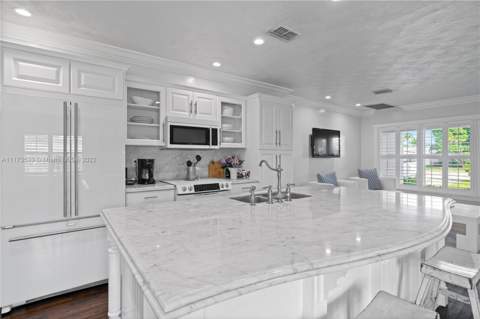 330 Center Street, Jupiter FL - photo 9 of 57