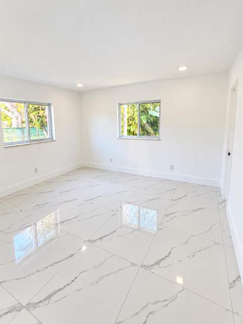 2210 NW 93rd Avenue, Pembroke Pines FL - photo 8 of 19
