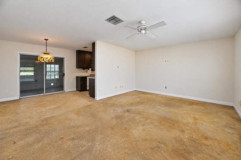 2 bedroom Single Family Residence at 202 SW Oakridge Drive, Port St Lucie Section 18, Port St. Lucie — photo 3