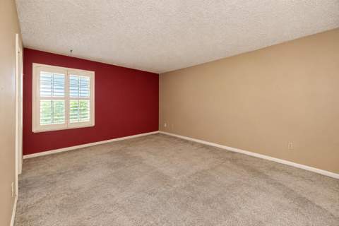 202 SW Oakridge Drive, Port St. Lucie FL - photo 9 of 25