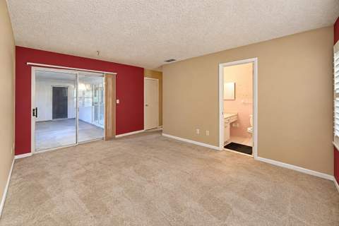 202 SW Oakridge Drive, Port St. Lucie FL - photo 10 of 25