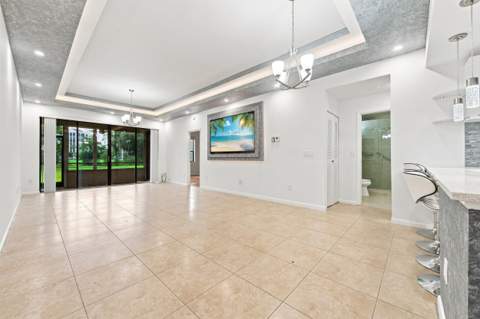 7508 La Paz Boulevard #107, Boca Raton FL - photo 7 of 25