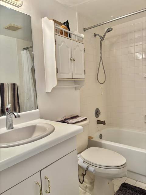 850 SW 133rd Terrace #309B, Pembroke Pines FL - photo 13 of 24