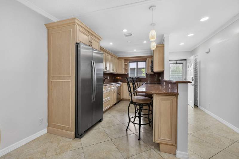 2 bedroom Condominium at 59 Plymouth G, Plymouth 4 Condo, West Palm Beach — photo 4