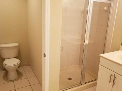 984 Lucaya Drive, Riviera Beach FL - photo 9 of 10