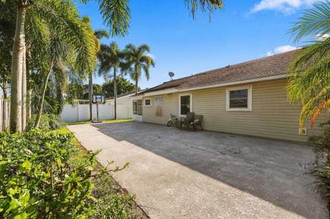 5215 Canal Circle, Lake Worth FL - photo 24 of 34