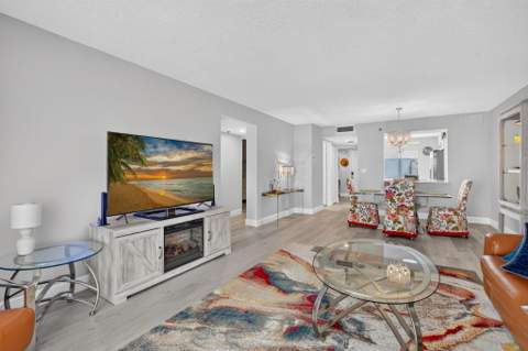 7290 Kinghurst Drive #807, Delray Beach FL - photo 14 of 72