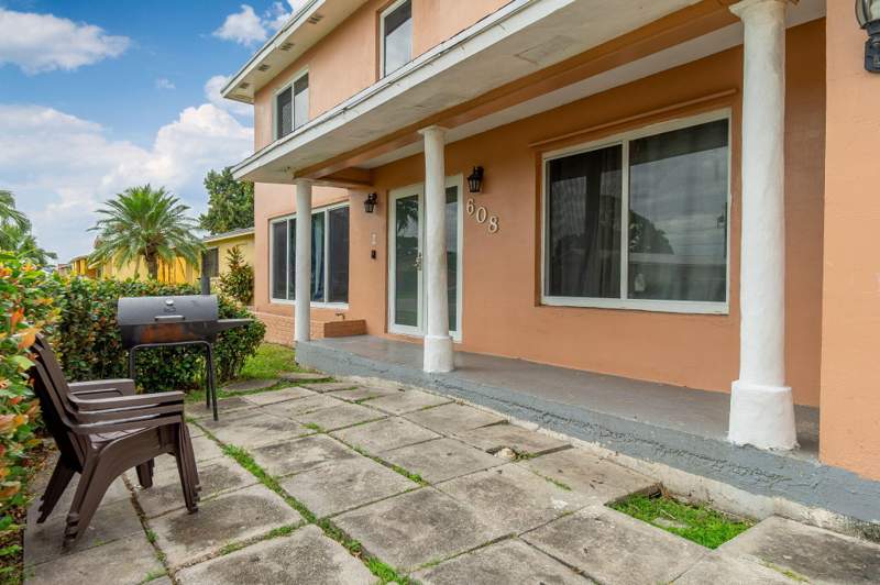 5 bedroom Single Family Residence at 608 SW 10th Street, Progressive Park 2, Belle Glade — photo 2