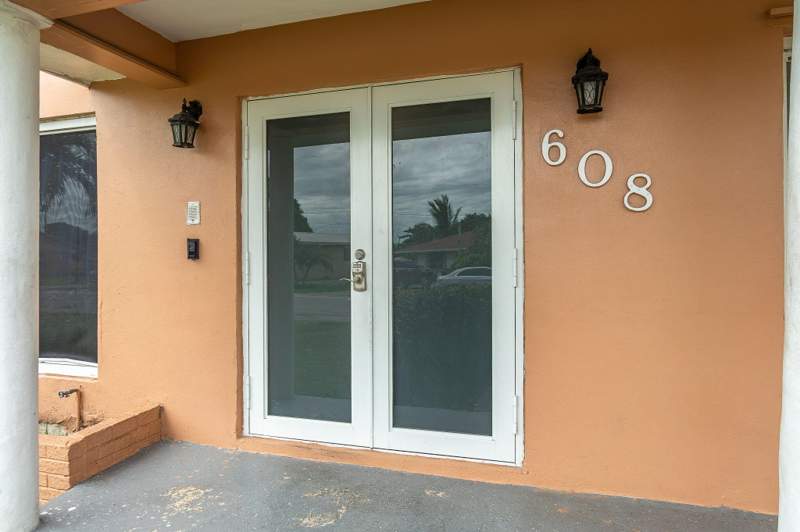 5 bedroom Single Family Residence at 608 SW 10th Street, Progressive Park 2, Belle Glade — photo 3