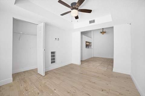 4880 Lucerne Lakes Boulevard #206, Lake Worth FL - photo 13 of 40