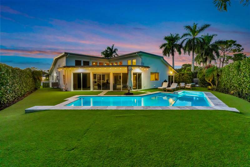 4 bedroom Single Family Residence at 643 Lakewoode Circle, Seagate Country Club, Delray Beach — photo 3