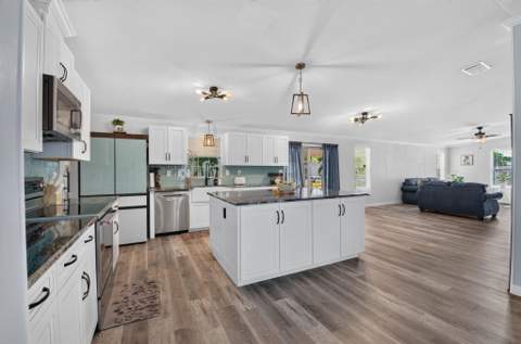 1571 SW 65th Terrace, Boca Raton FL - photo 8 of 43
