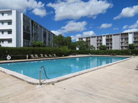 8700 N Sherman Circle #504, Miramar FL - photo 7 of 8