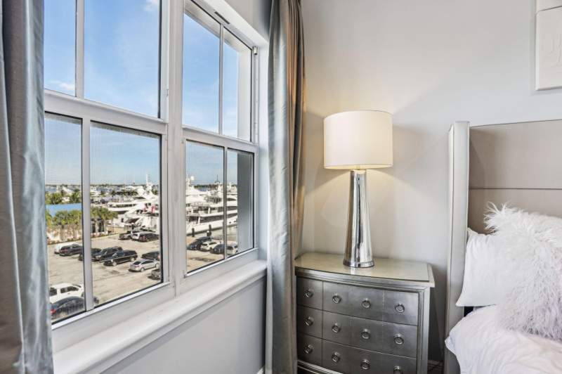 2 bedroom Condominium at 3960 N Flagler Drive #402, Flagler Landing Condo, West Palm Beach — photo 4
