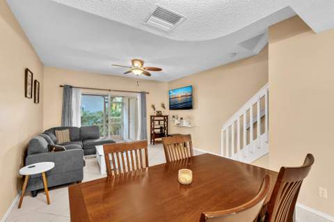 5464 Jubilee Way #221, Margate FL - photo 16 of 38