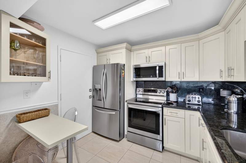 2 bedroom Condominium at 1170 N Federal Highway #512, East Point Towers Condo, Fort Lauderdale — photo 3