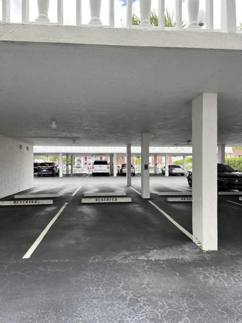 301 Lake Shore Drive #702, Lake Park FL - photo 6 of 11