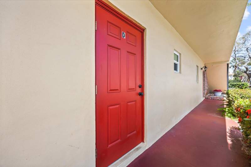 1 bedroom Condominium at 1943 SW Palm City Road #D, King Mountain Condo (Aka Monterey Yacht & Country, Stuart — photo 4