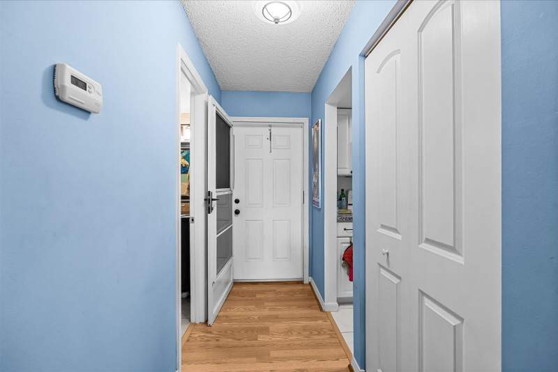 1 bedroom Condominium at 1943 SW Palm City Road #D, King Mountain Condo (Aka Monterey Yacht & Country, Stuart — photo 5