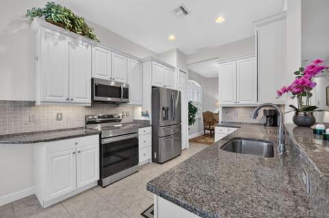 9008 Champions Way, Port St. Lucie FL - photo 15 of 59