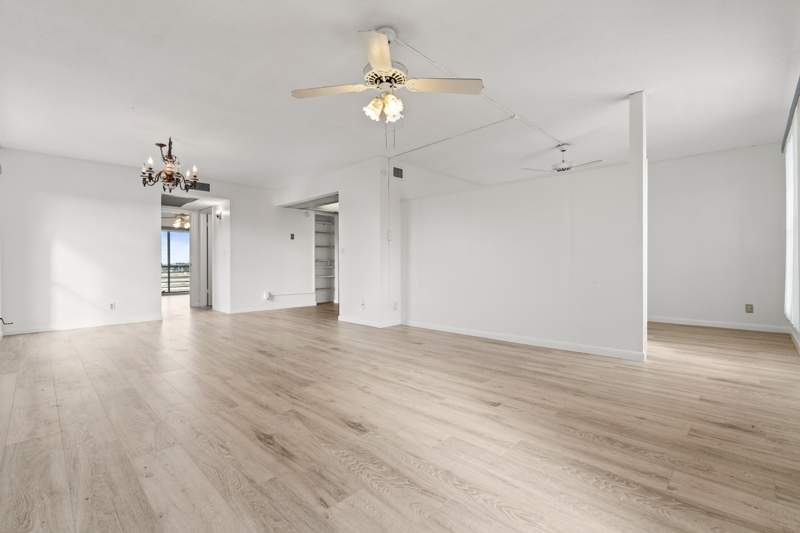1 bedroom Condominium at 401 Greenbrier A, Greenbrier Condo, West Palm Beach — photo 4