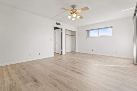 401 Greenbrier A, West Palm Beach FL - photo 20 of 32