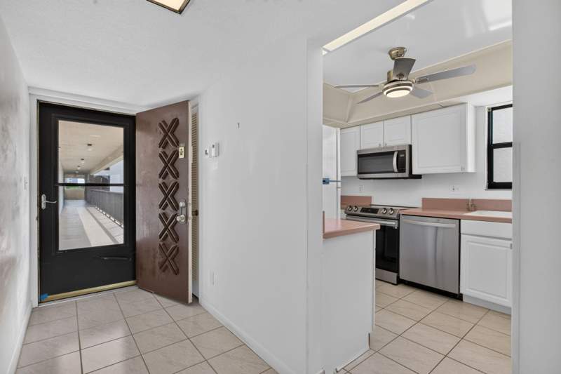 3 bedroom Condominium at 2309 S Cypress Bend Drive #611D, Cypress Bend I-A Condo, Pompano Beach — photo 3