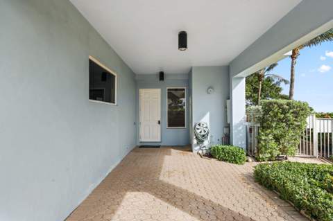 1835 S Ocean Boulevard #L, Delray Beach FL - photo 18 of 68
