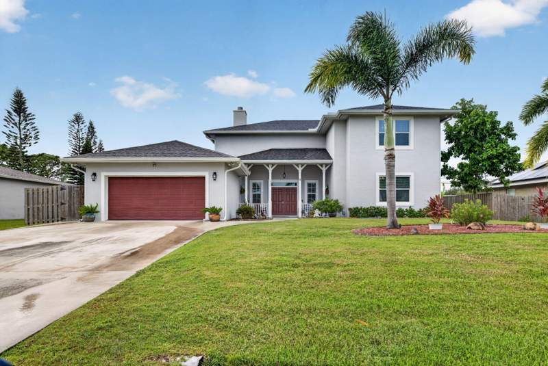 4 bedroom Single Family Residence at 2062 SW Americana Street, Port St Lucie Section 8, Port St. Lucie — photo 2