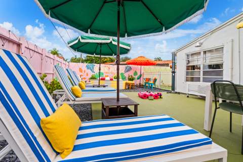 913 NE 2nd Court, Hallandale Beach FL - photo 8 of 79