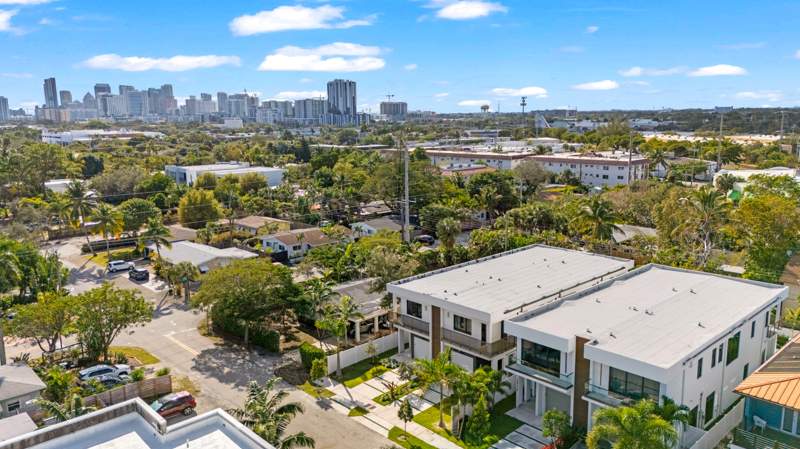 3 bedroom Townhouse at 1207 NE 11th Avenue, Lake Ridge, Fort Lauderdale — photo 3