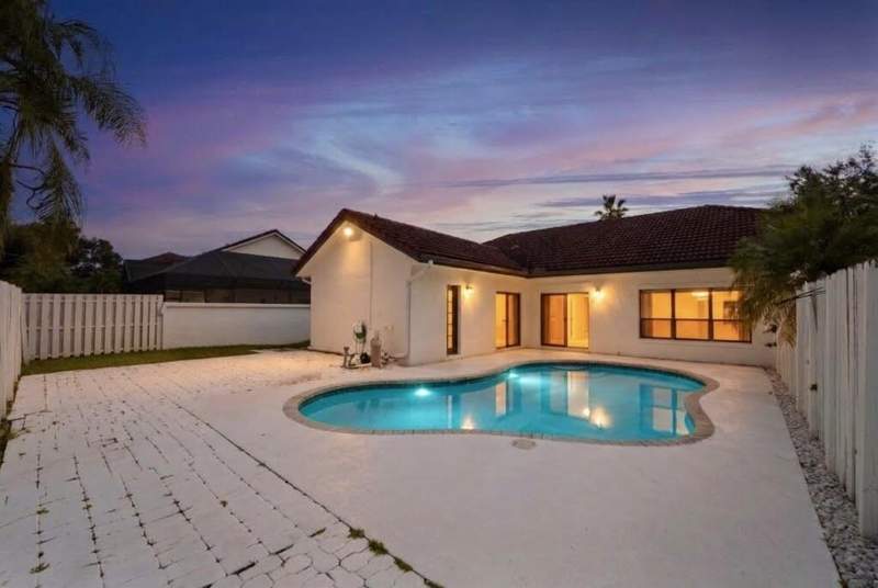 3 bedroom Single Family Residence at 9401 NW 18th Drive, Jacaranda Prcl 252, Plantation — photo 2