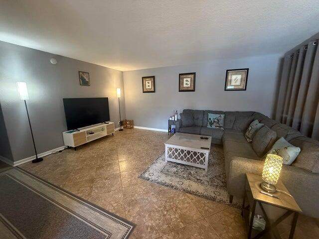 2 bedroom Condominium at 376 Saxony H, Kings Point Saxony Condos, Delray Beach — photo 4