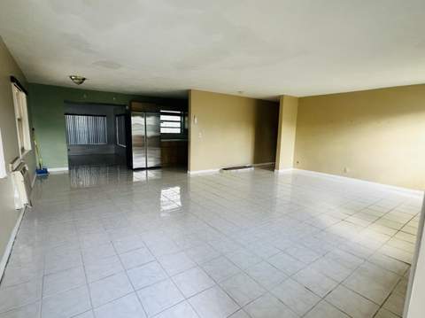 1572 W 10th Street, Riviera Beach FL - photo 18 of 19
