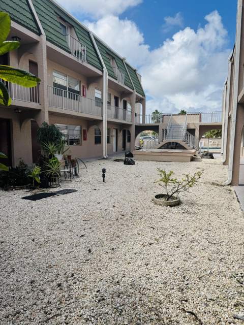 1100 SE 4th Avenue #1, Deerfield Beach FL - photo 11 of 13