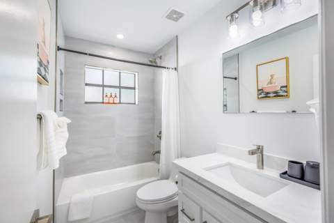 4720 NE 18th Terrace, Fort Lauderdale FL - photo 11 of 45