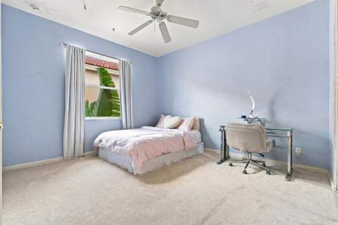 908 SE Fleming Way, Stuart FL - photo 7 of 9