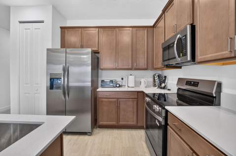 5665 Divine Drive, Delray Beach FL - photo 8 of 64