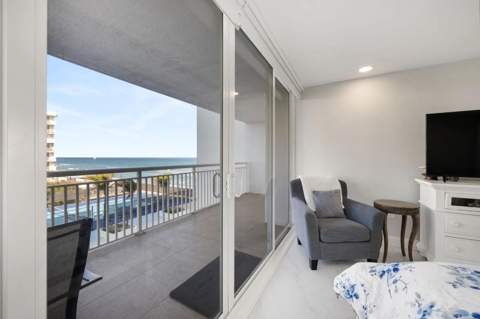 3546 S Ocean Boulevard #527, South Palm Beach FL - photo 17 of 35