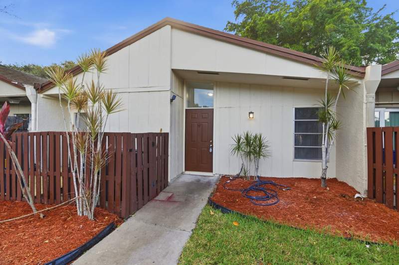 3 bedroom Villa at 11634 Orange Blossom Lane #9b, Timberwalk Sec 1, Boca Raton — photo 2