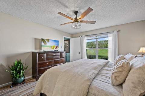 13016 Meadowbreeze Drive, Wellington FL - photo 12 of 26