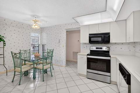 9711 Pavarotti Terrace #103, Boynton Beach FL - photo 16 of 35