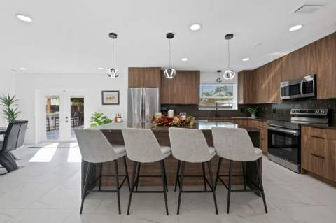 5161 NE 18th Terrace, Fort Lauderdale FL - photo 8 of 39