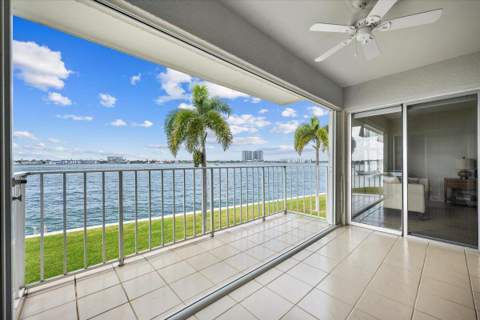 1025 Sugar Sands Boulevard #Unit 261, Riviera Beach FL - photo 16 of 40