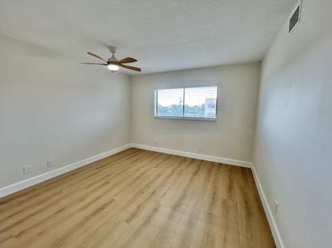 4725 Lucerne Lakes Boulevard #413, Lake Worth FL - photo 17 of 26