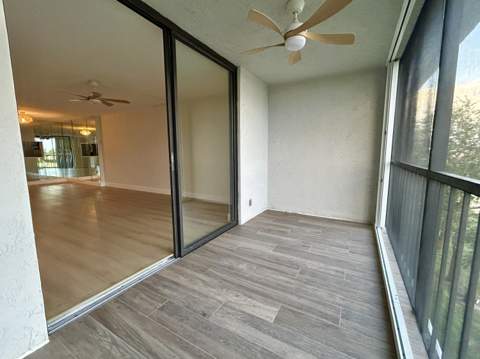4725 Lucerne Lakes Boulevard #413, Lake Worth FL - photo 9 of 26