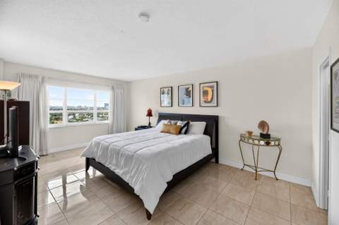 340 Sunset Drive #1809, Fort Lauderdale FL - photo 21 of 40